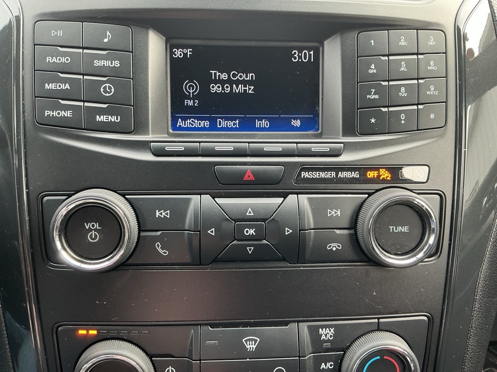 Ford Explorer XLT FWD 2019