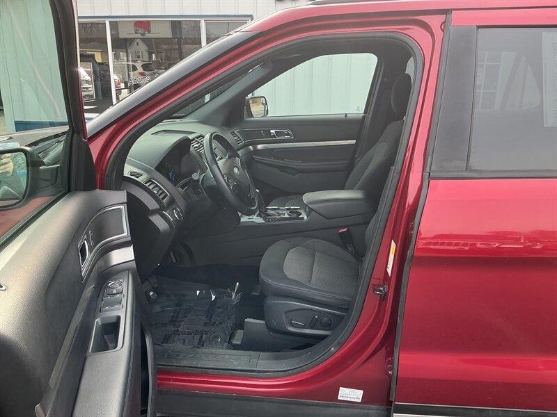 Ford Explorer XLT FWD 2019