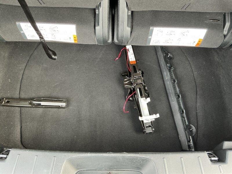 Ford Explorer XLT FWD 2019