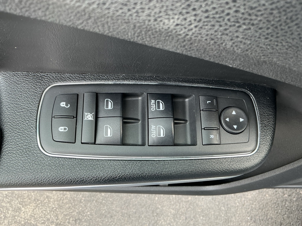 Chrysler 300 Limited AWD 2018