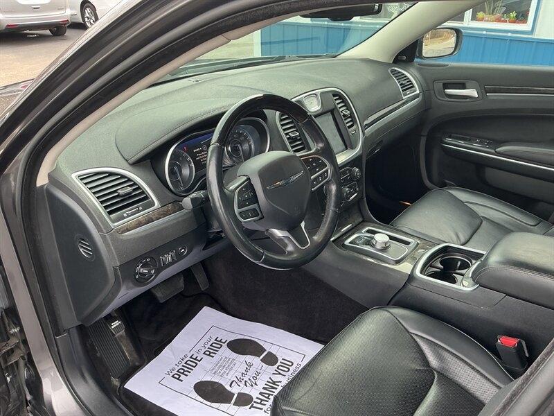 Chrysler 300 Limited AWD 2018