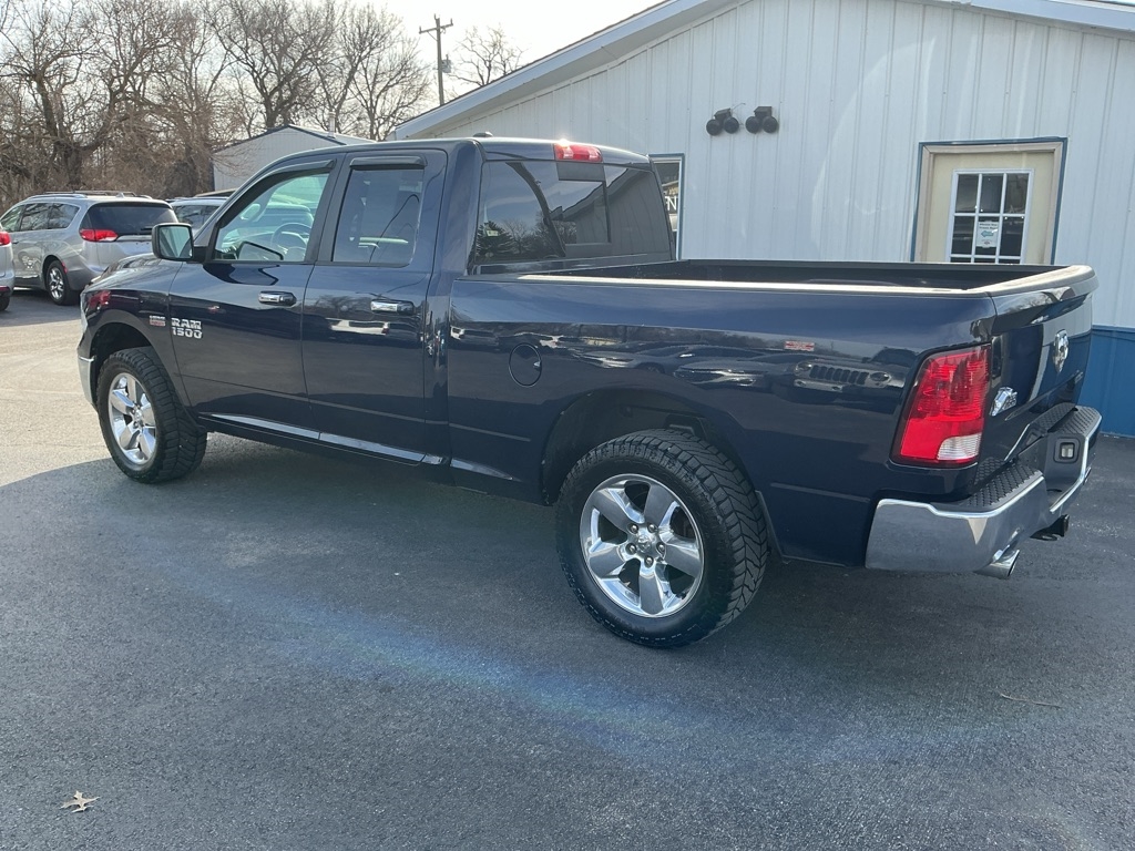 RAM 1500 SLT Quad Cab 2WD 2014