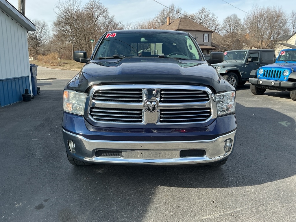 RAM 1500 SLT Quad Cab 2WD 2014