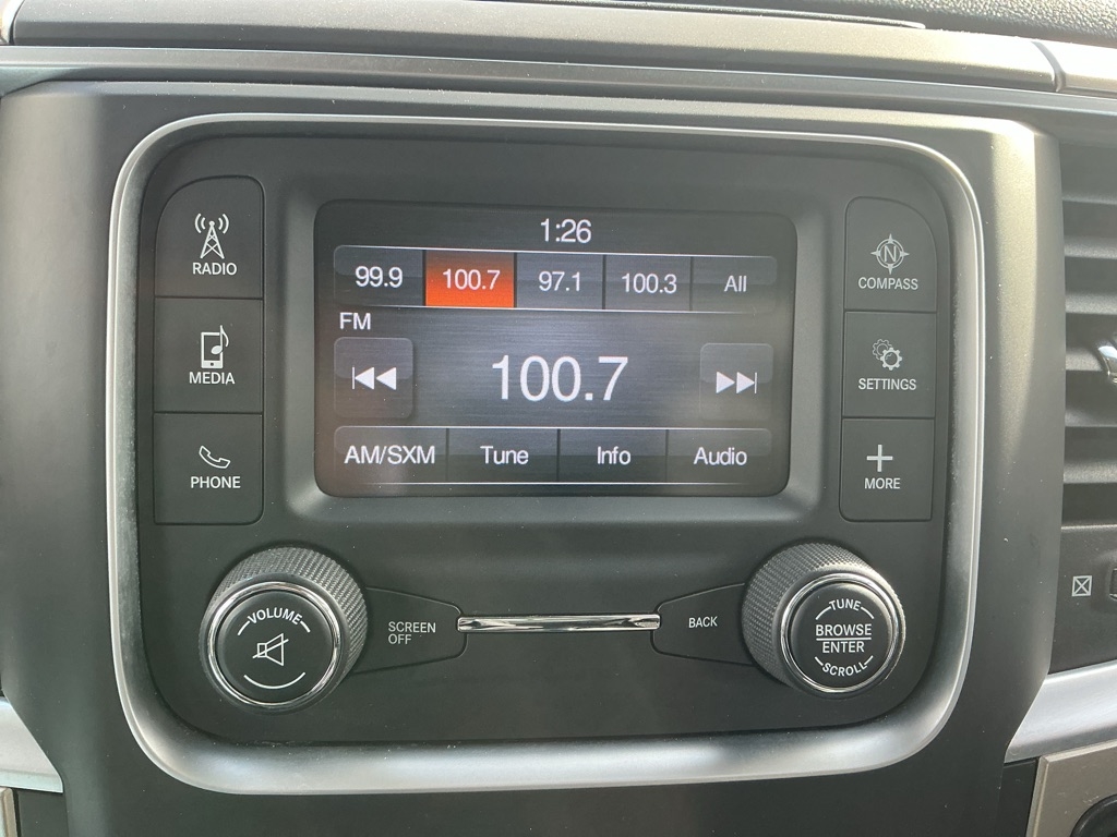 RAM 1500 SLT Quad Cab 2WD 2014