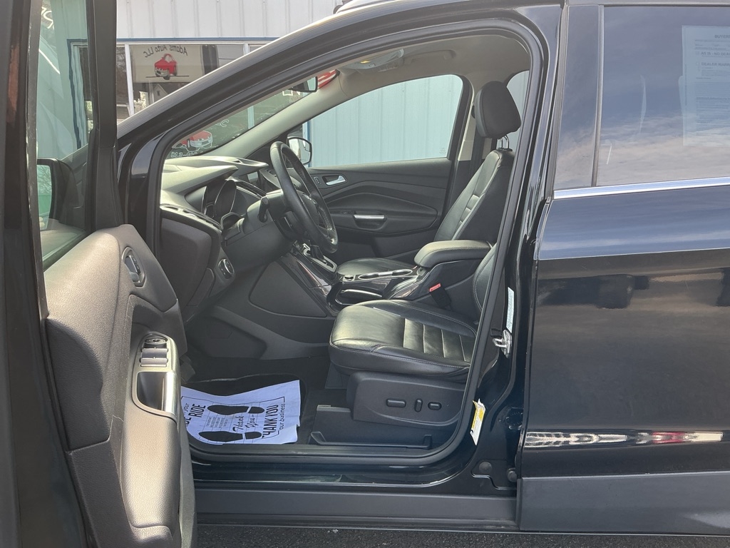 Ford Escape Titanium 4WD 2016