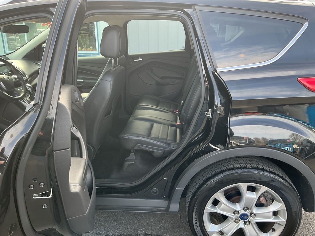 Ford Escape Titanium 4WD 2016