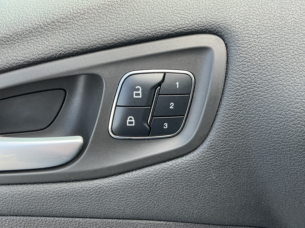 Ford Escape Titanium 4WD 2016