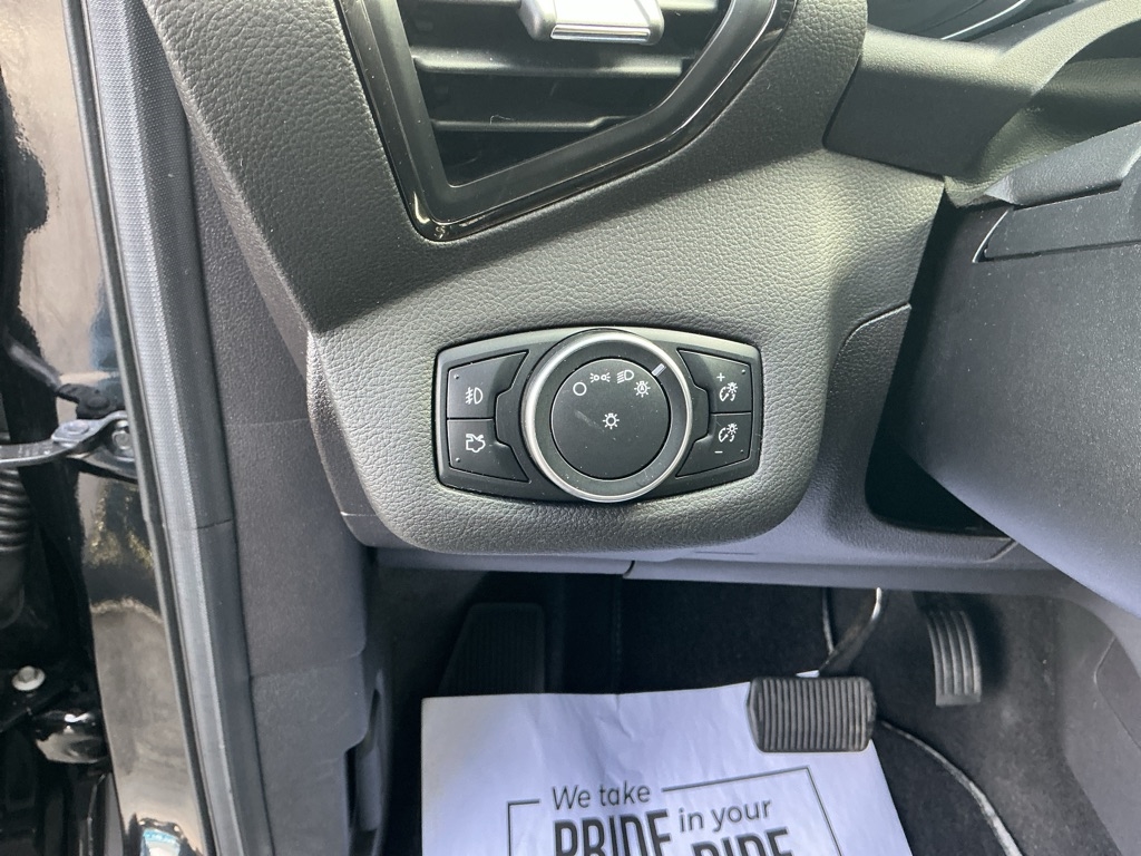 Ford Escape Titanium 4WD 2016