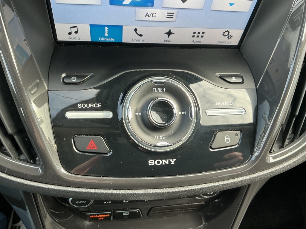 Ford Escape Titanium 4WD 2016