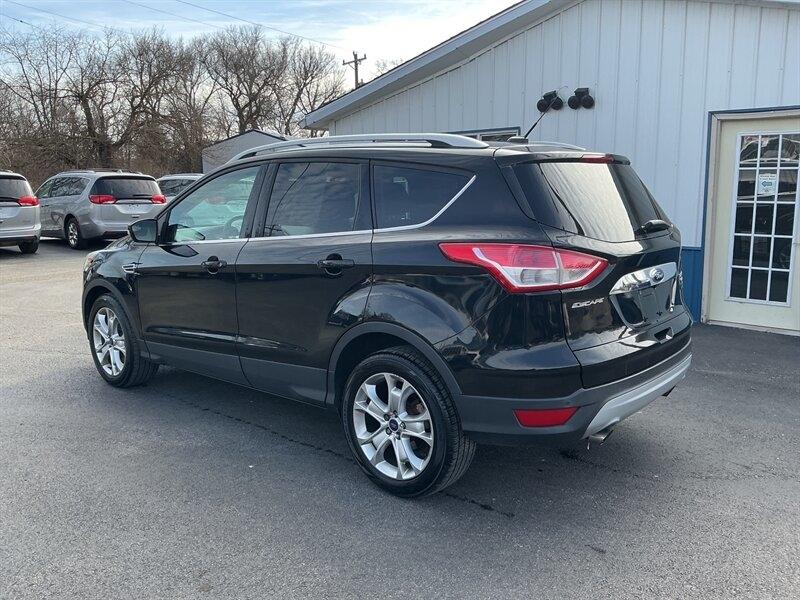 Ford Escape Titanium 4WD 2016