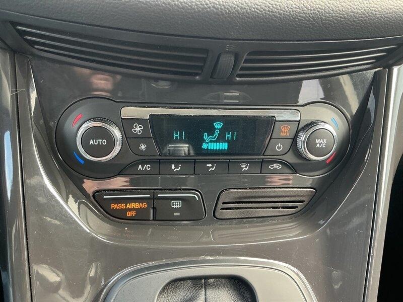 Ford Escape Titanium 4WD 2016