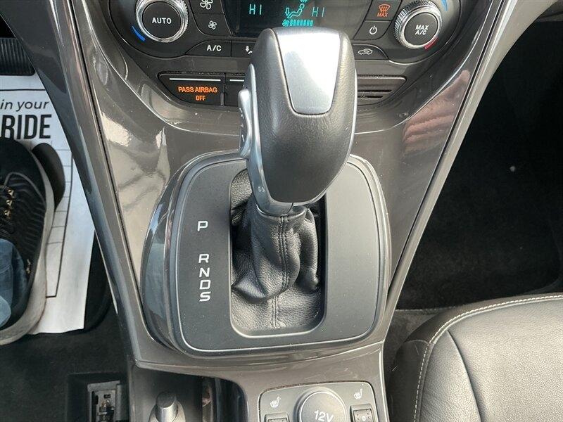 Ford Escape Titanium 4WD 2016