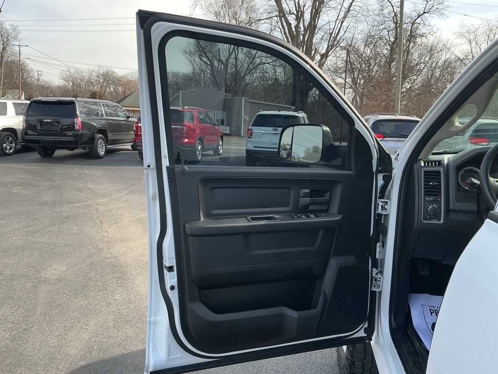 RAM 2500 Tradesman Crew Cab SWB 4WD 2018