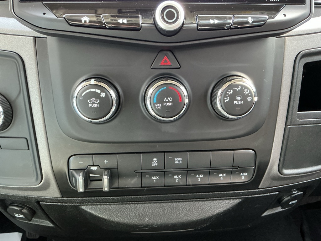 RAM 2500 Tradesman Crew Cab SWB 4WD 2018