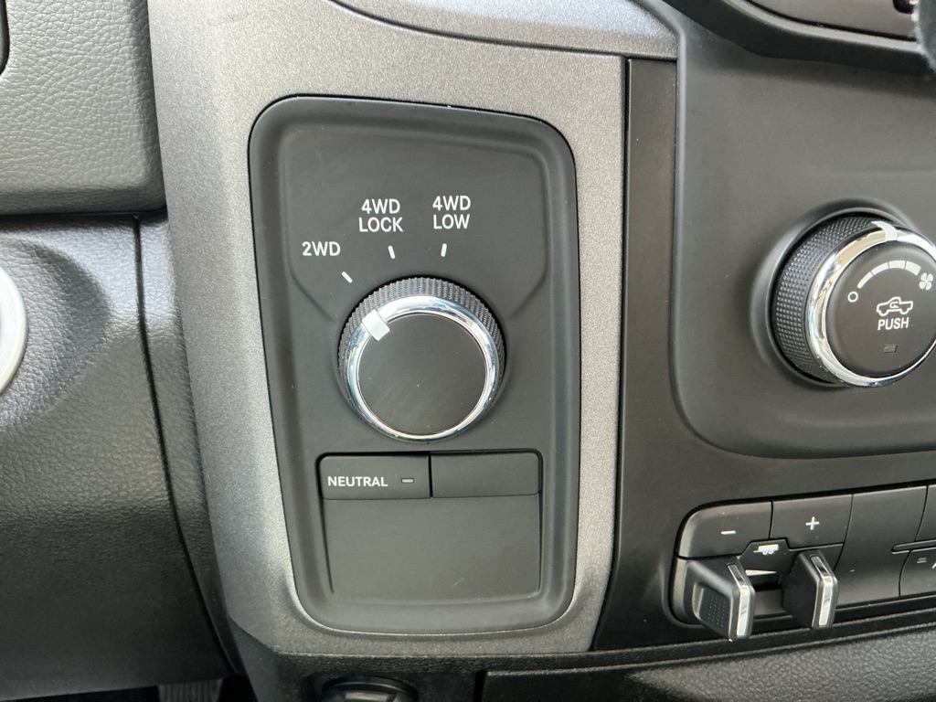 RAM 2500 Tradesman Crew Cab SWB 4WD 2018