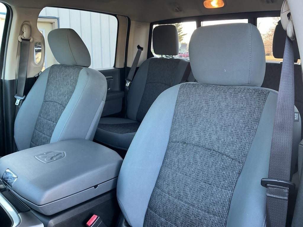 RAM 1500 SLT Crew Cab SWB 4WD 2018