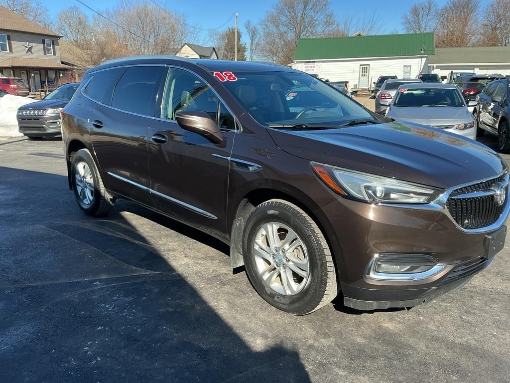 Buick Enclave Essence FWD 2018