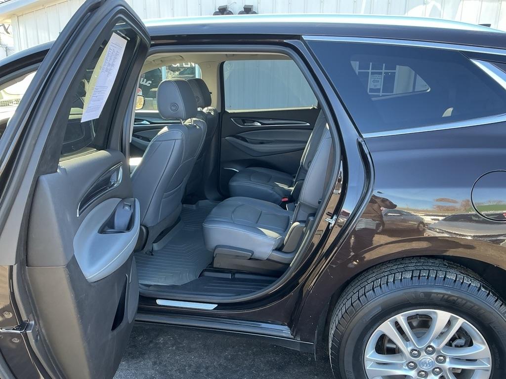 Buick Enclave Essence FWD 2018