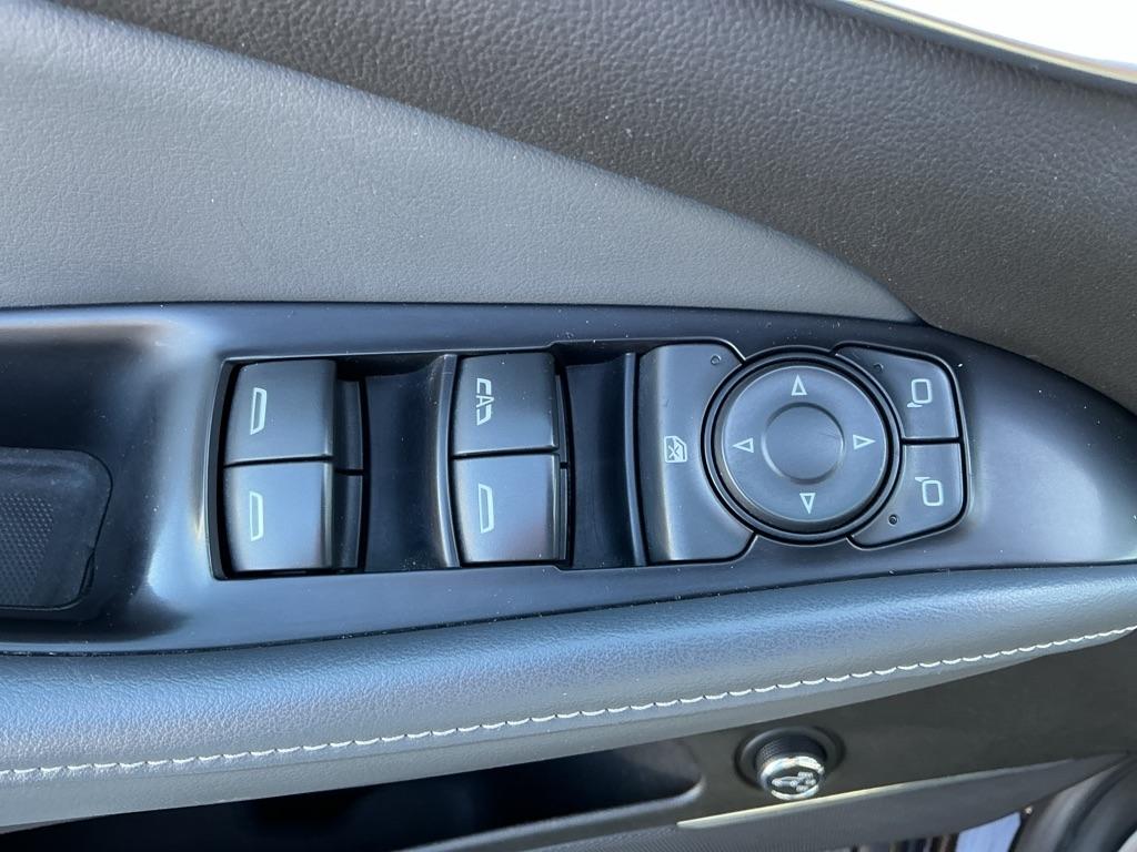 Buick Enclave Essence FWD 2018