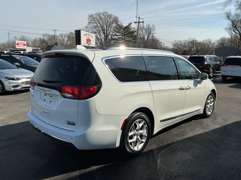 Chrysler Pacifica Limited 2020