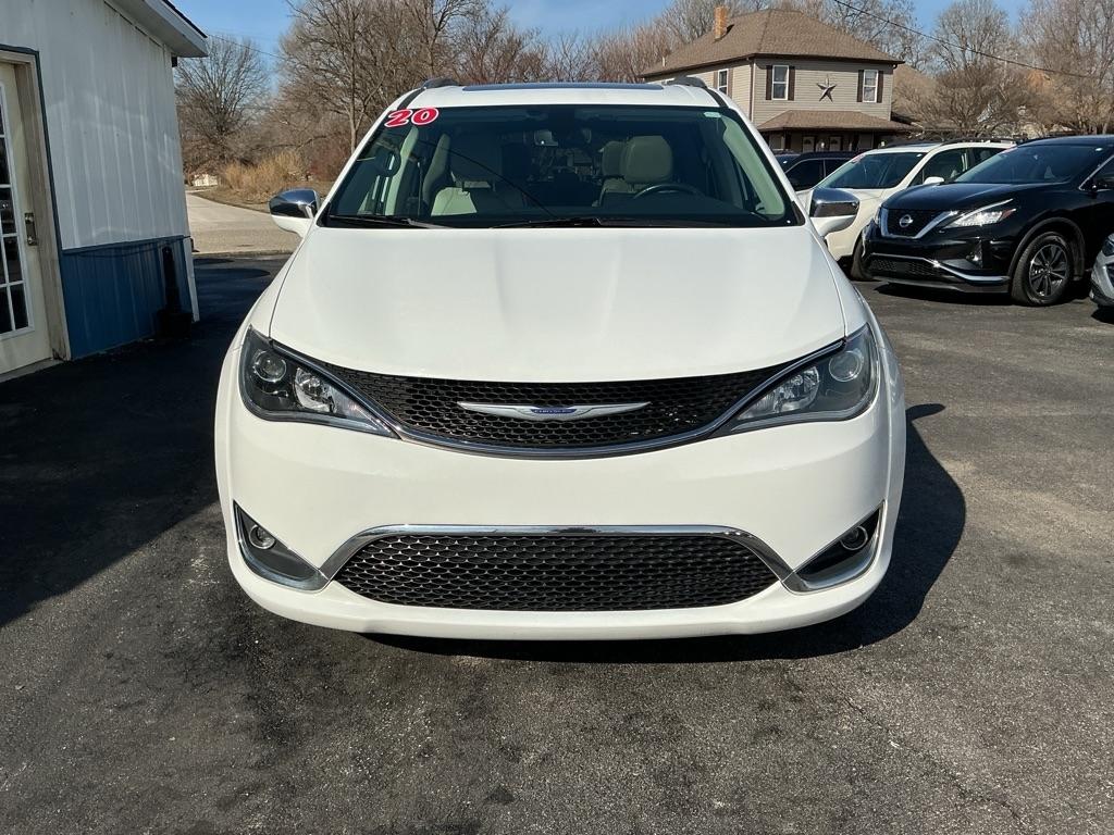 Chrysler Pacifica Limited 2020