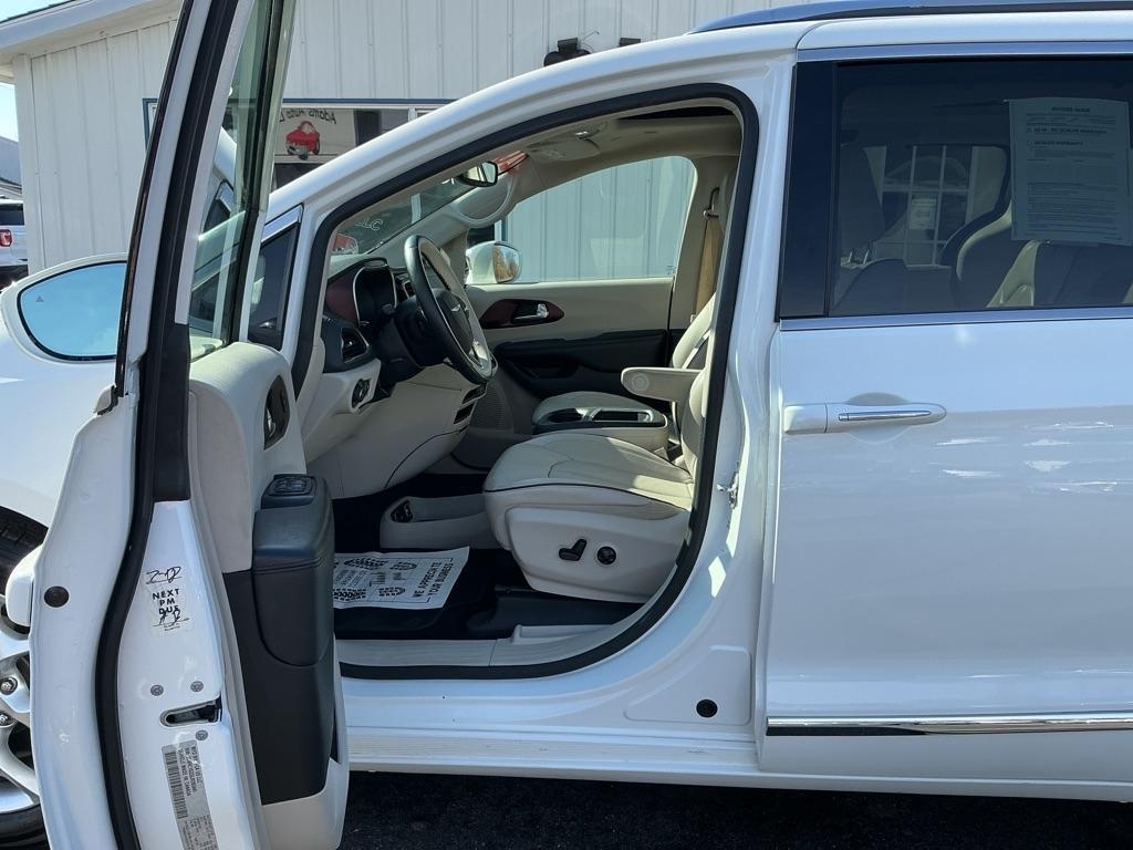 Chrysler Pacifica Limited 2020