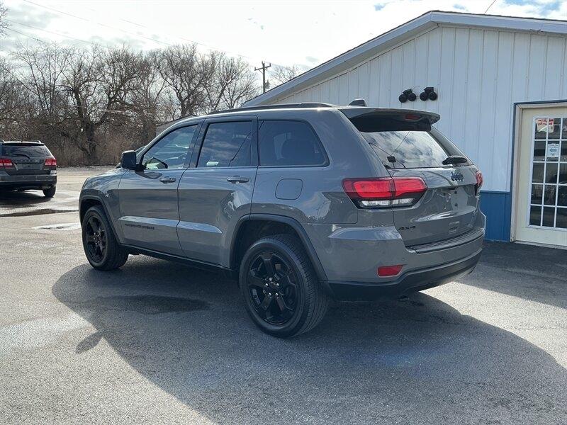 Jeep Grand Cherokee Laredo 4WD 2019