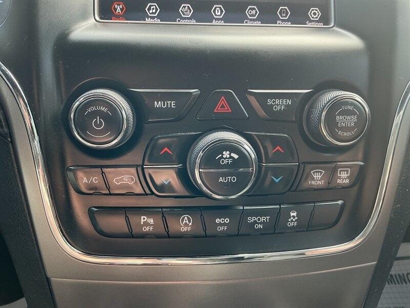 Jeep Grand Cherokee Laredo 4WD 2019