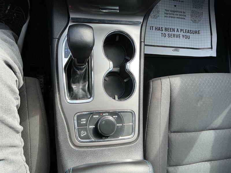 Jeep Grand Cherokee Laredo 4WD 2019