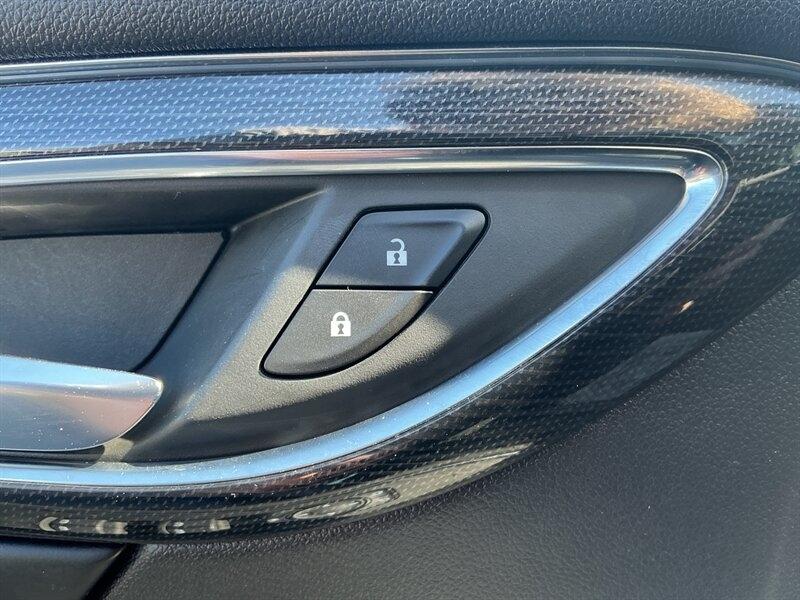 Buick Envision Essense AWD 2021