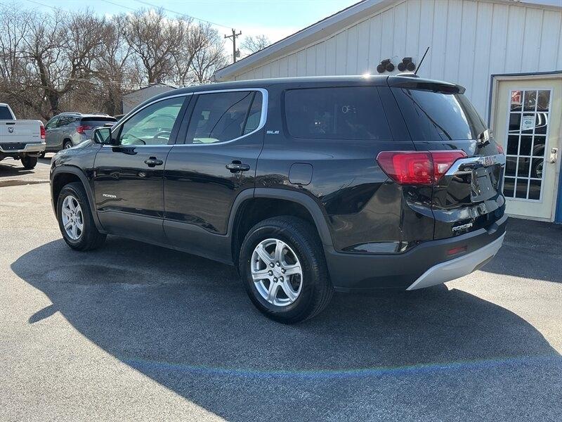GMC Acadia SLE-1 FWD 2019