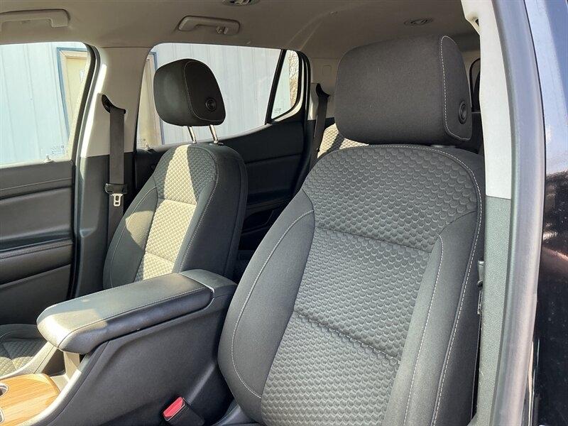 GMC Acadia SLE-1 FWD 2019