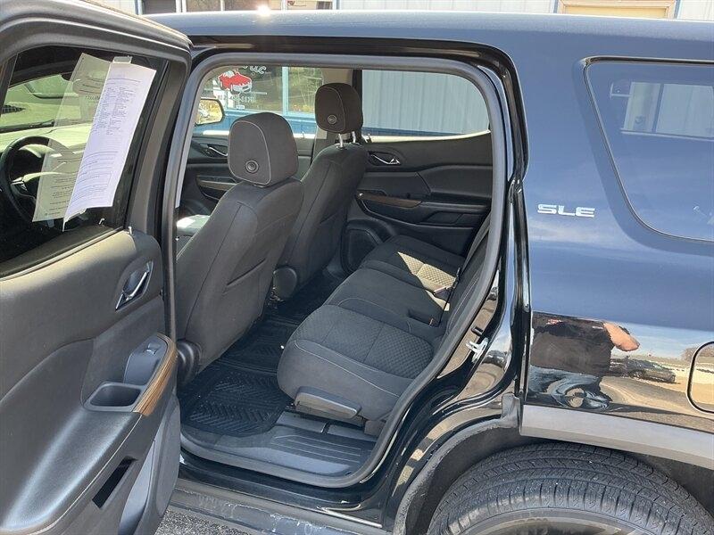 GMC Acadia SLE-1 FWD 2019