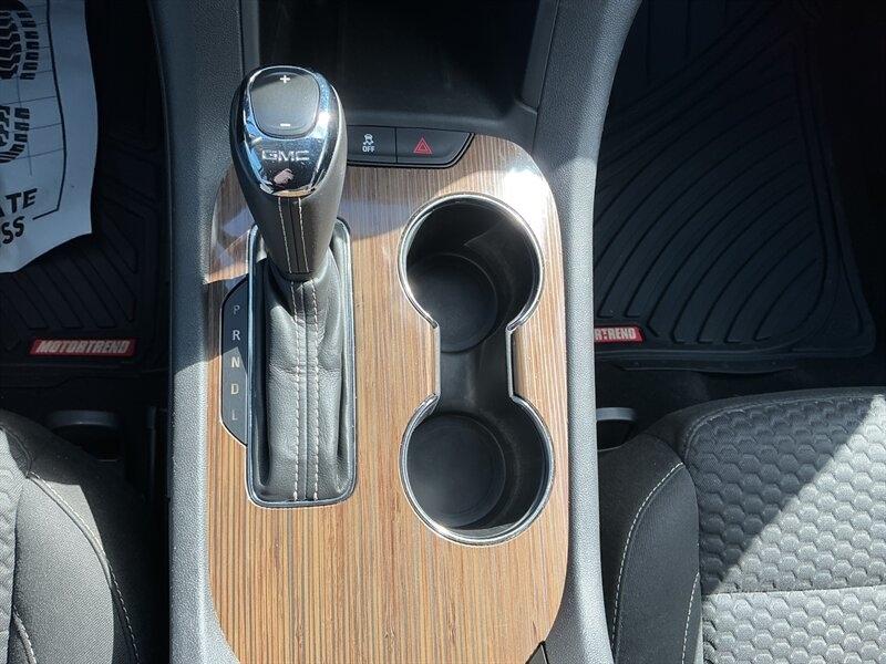 GMC Acadia SLE-1 FWD 2019