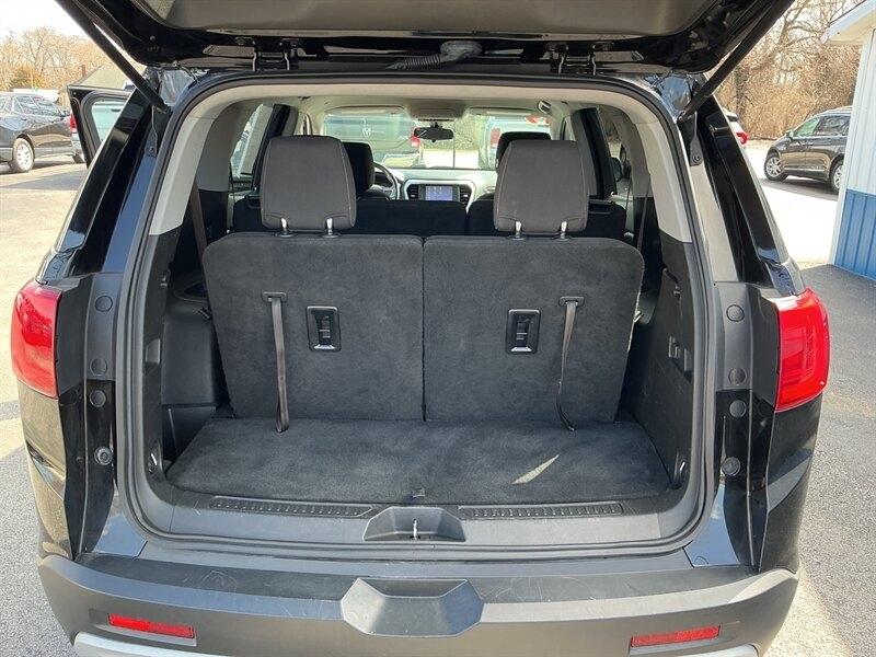 GMC Acadia SLE-1 FWD 2019