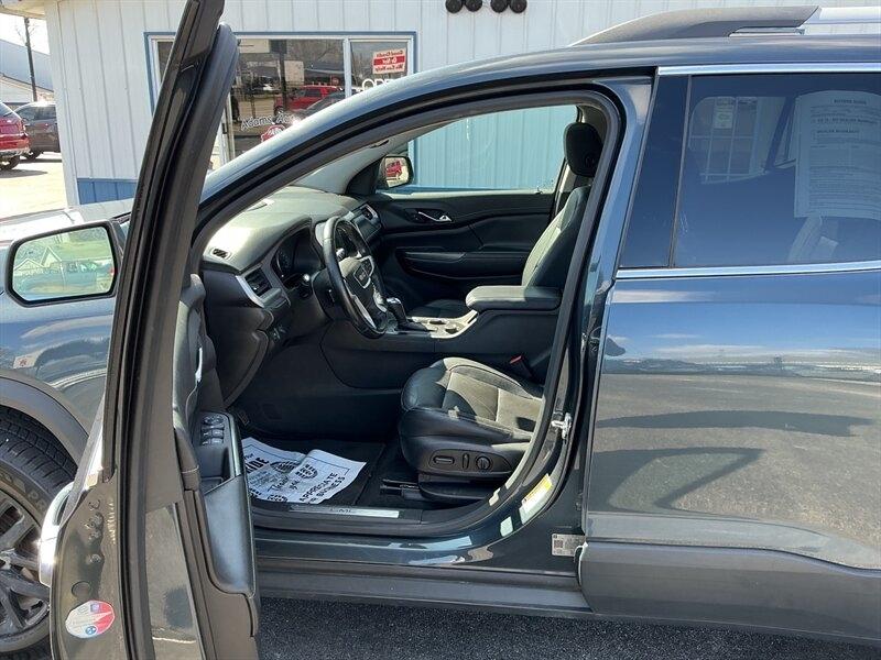 GMC Acadia SLT-1 FWD 2019