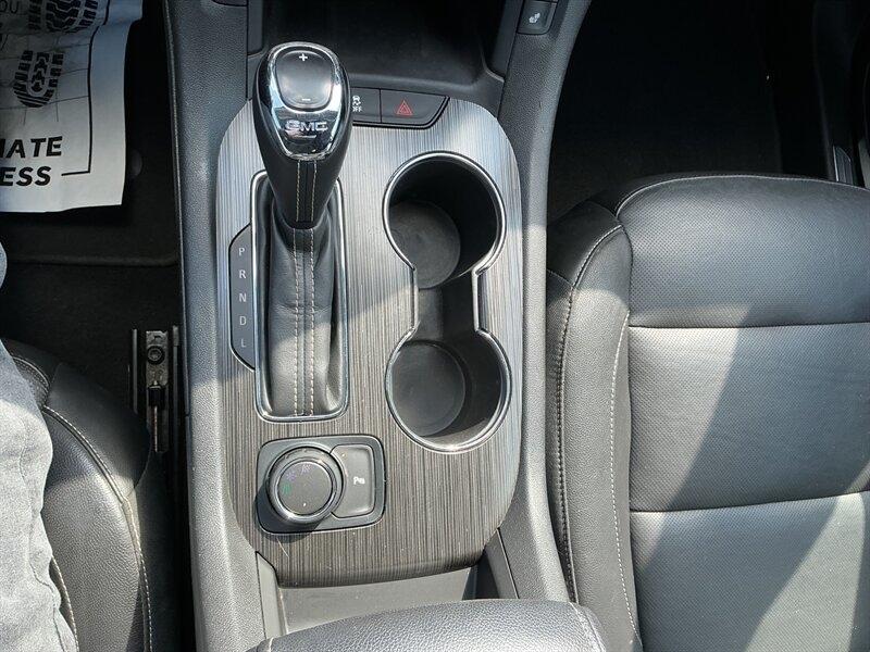 GMC Acadia SLT-1 FWD 2019