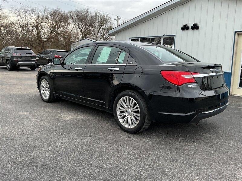 Chrysler 200 Limited 2013