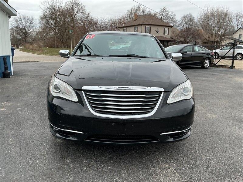 Chrysler 200 Limited 2013