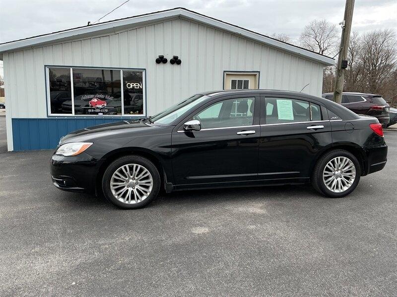 2013 Chrysler 200 Limited