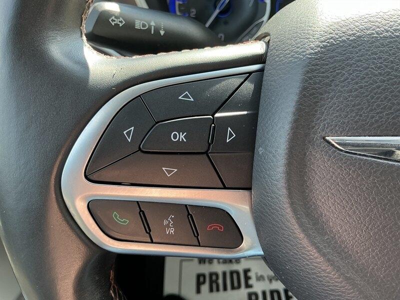 Chrysler Pacifica Touring-L 2017