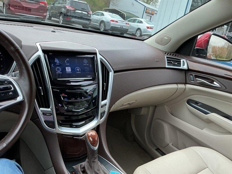 Cadillac SRX Luxury Collection FWD 2014