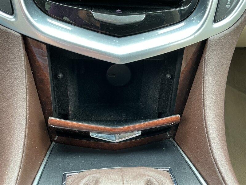 Cadillac SRX Luxury Collection FWD 2014