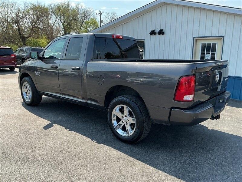 RAM 1500 Tradesman Quad Cab 4WD 2018
