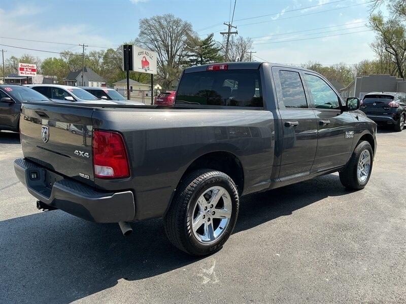 RAM 1500 Tradesman Quad Cab 4WD 2018
