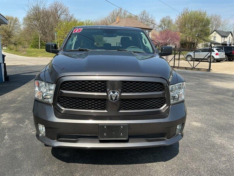 RAM 1500 Tradesman Quad Cab 4WD 2018