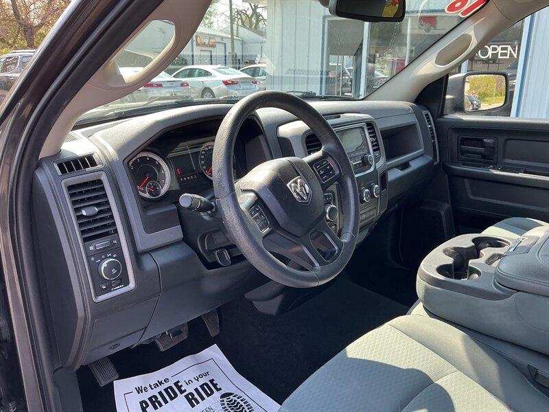 RAM 1500 Tradesman Quad Cab 4WD 2018