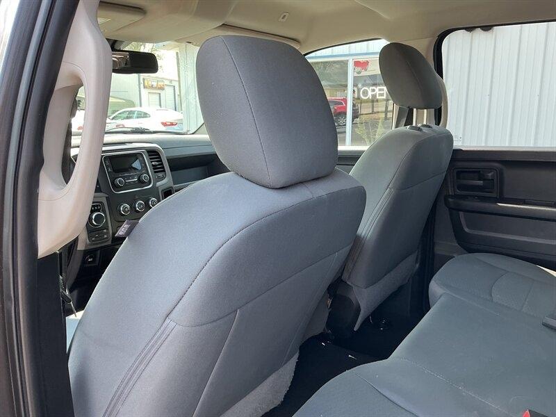 RAM 1500 Tradesman Quad Cab 4WD 2018
