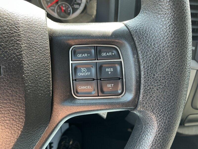 RAM 1500 Tradesman Quad Cab 4WD 2018