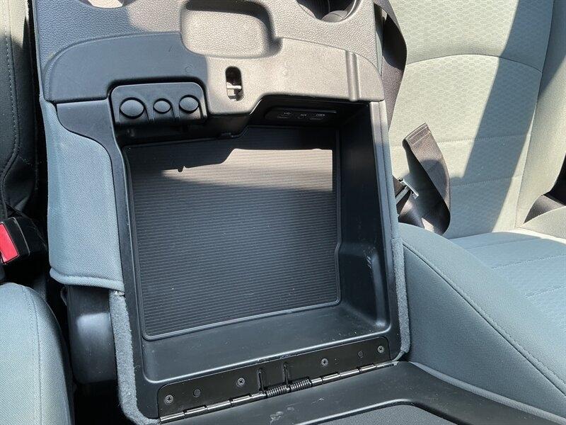 RAM 1500 Tradesman Quad Cab 4WD 2018